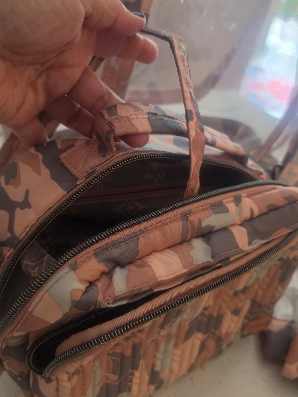 LUG BAGS IN PINK Camouflage - Picture 6 of 6